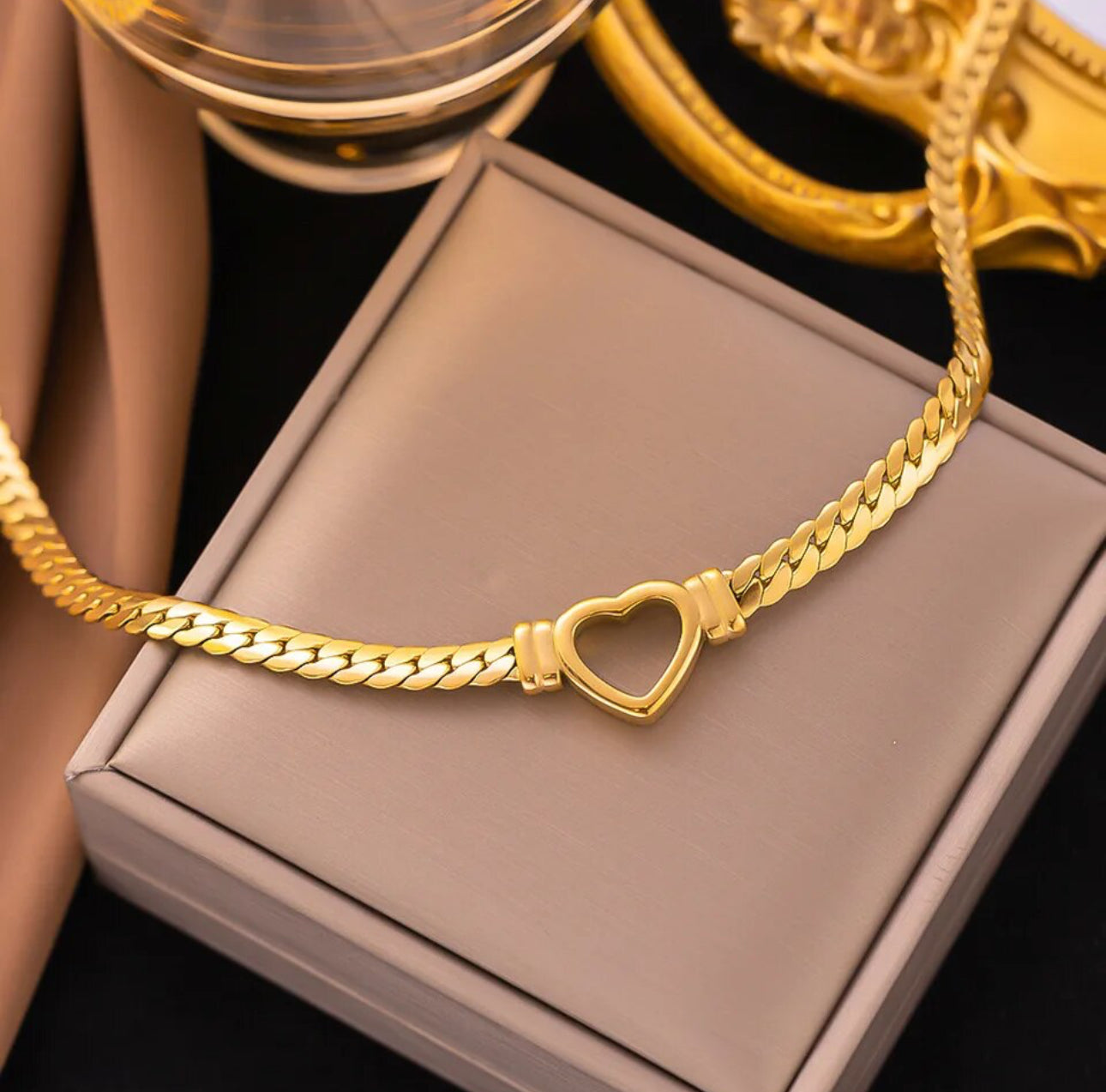 Hollow Heart Set