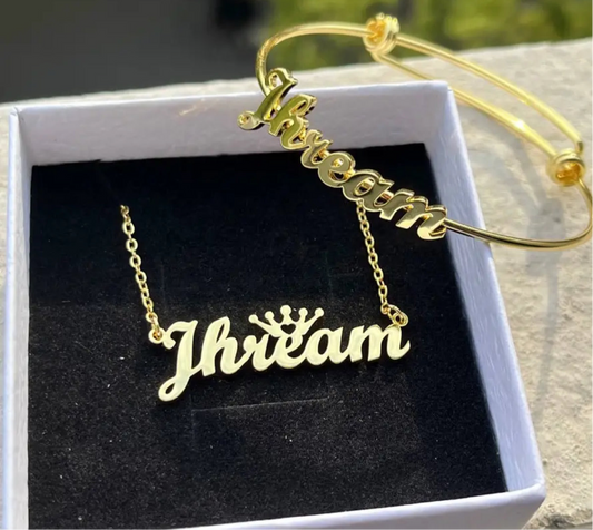 Custom set with crown